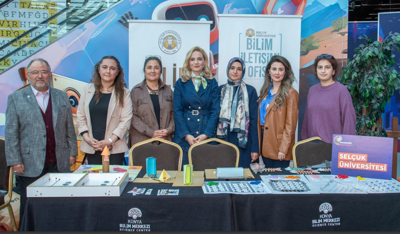 Selçuk Üniversitesi Konya Bilim Merkezi Matematik Festivali’nde